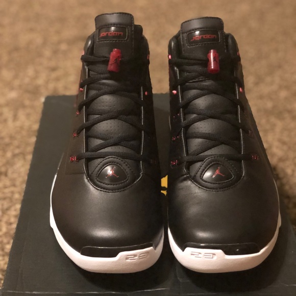 New Jordan 17 Retro Chicago Bulls🔥🔥 - Picture 2 of 7